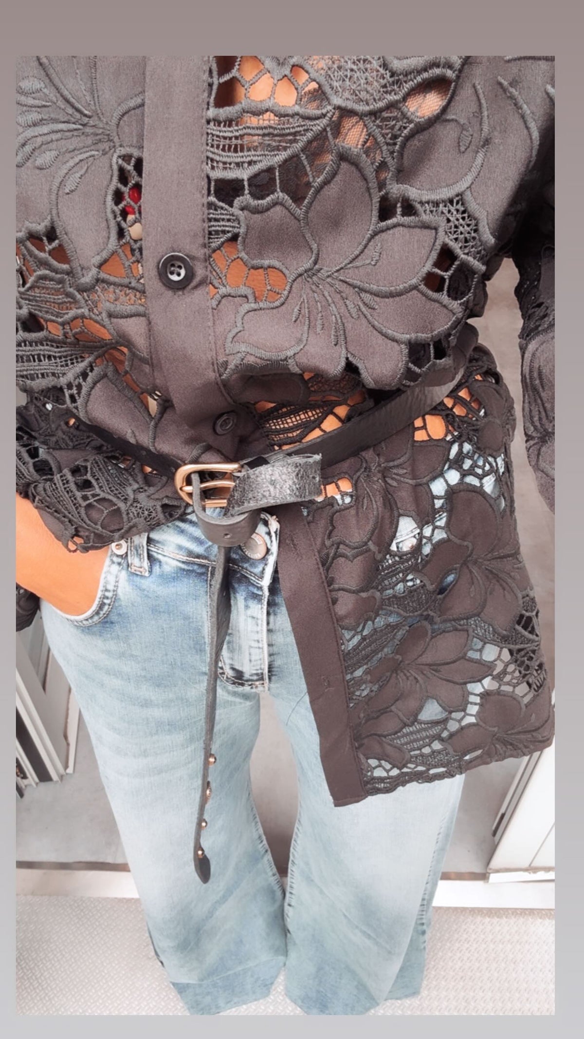 Camicia Traforata Fiori Nera ODI ODI