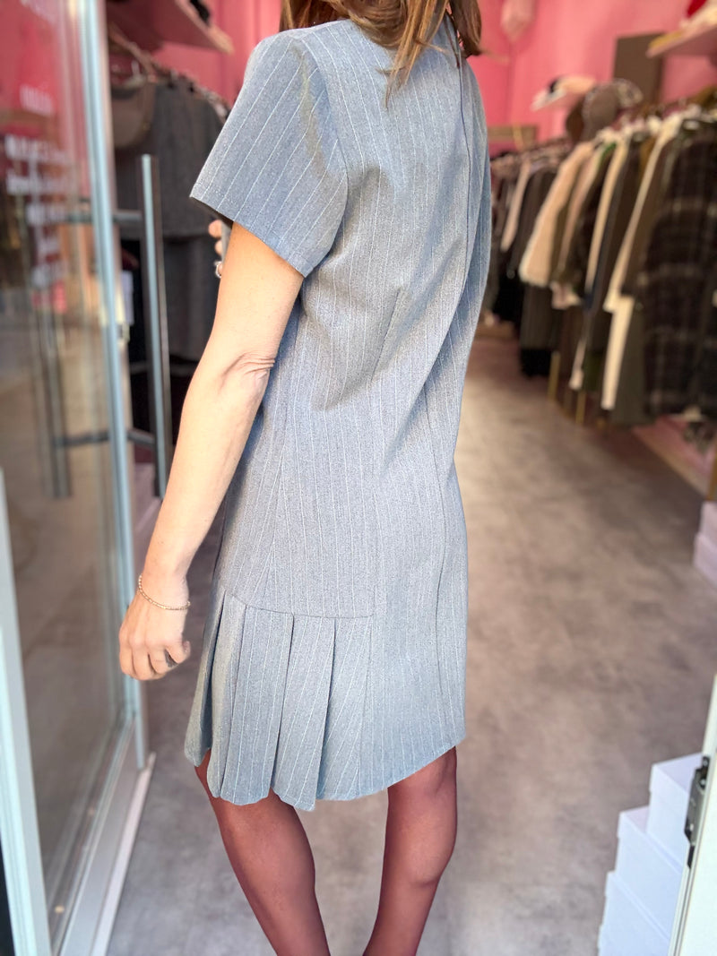 Abitino Grigio Gessato