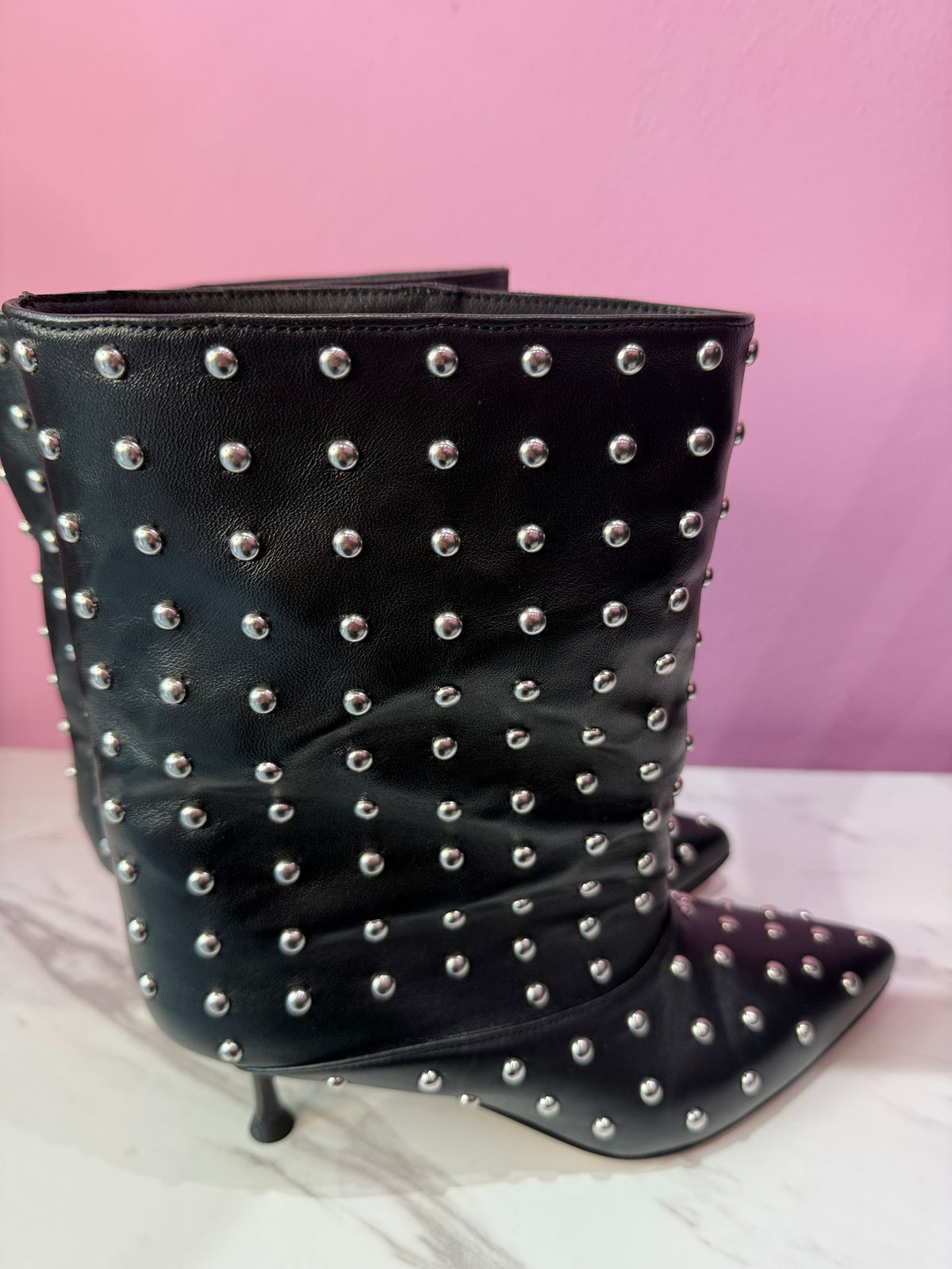 Tronchetto Borchiato Pelle