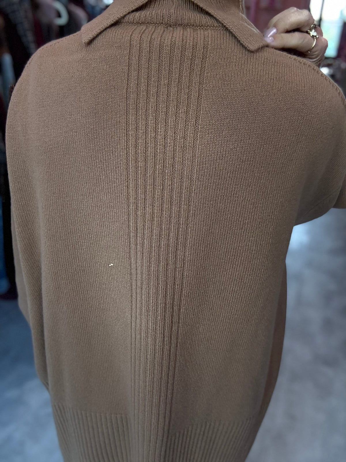 Maglia Abito Cammello Collo Alto