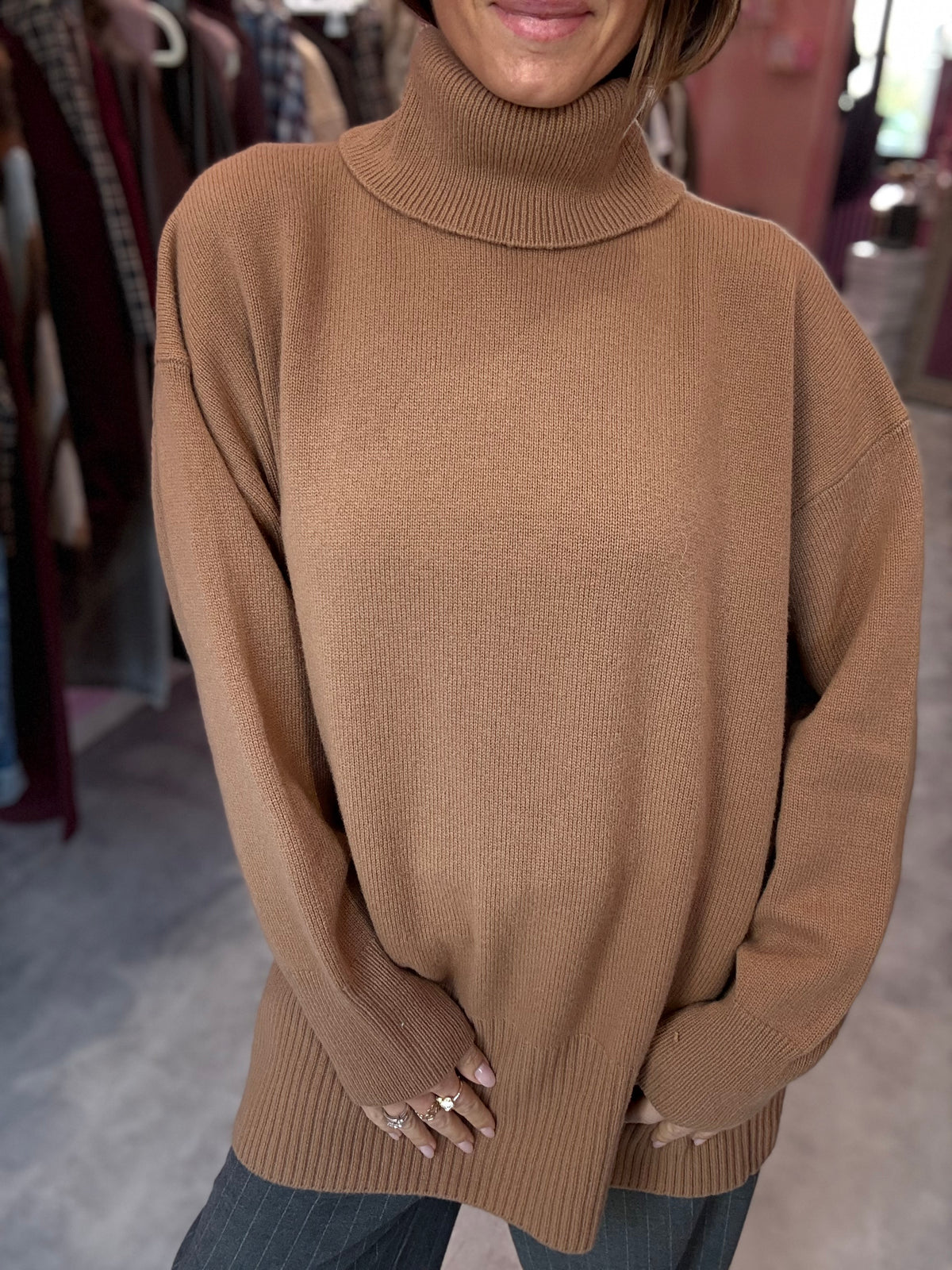 Maglia Abito Cammello Collo Alto