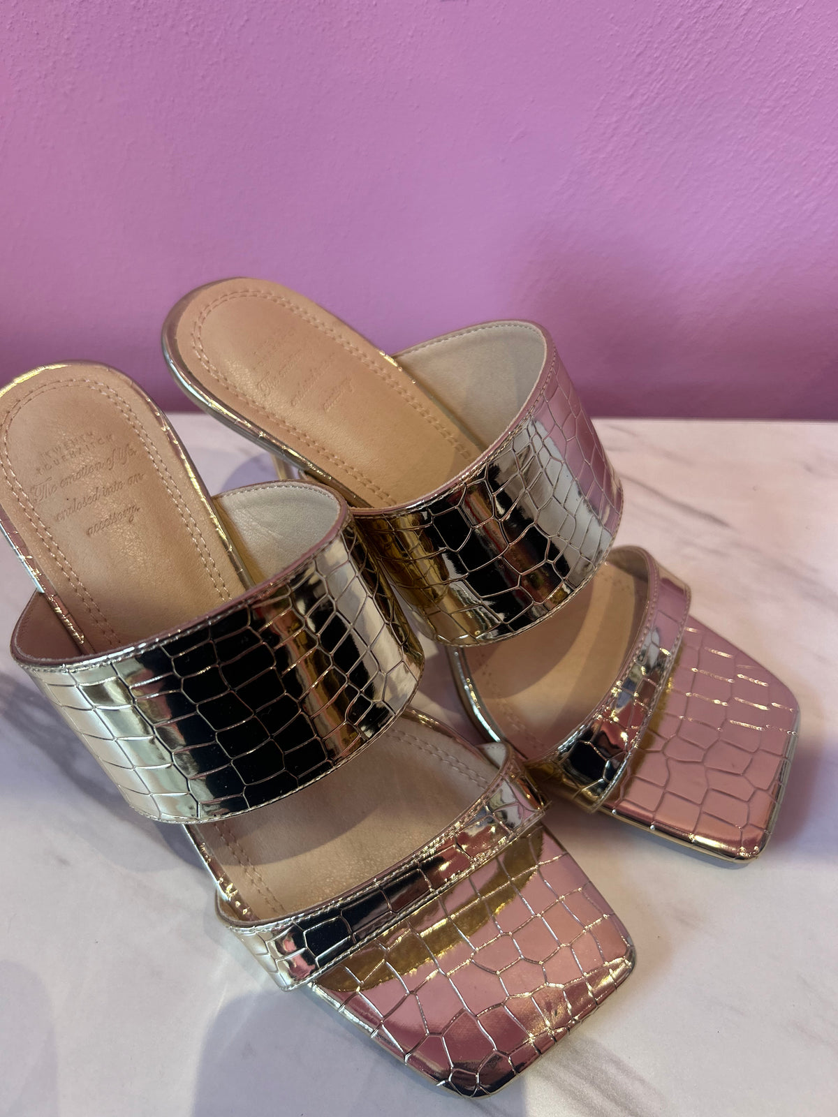 Mules Oro Crocco