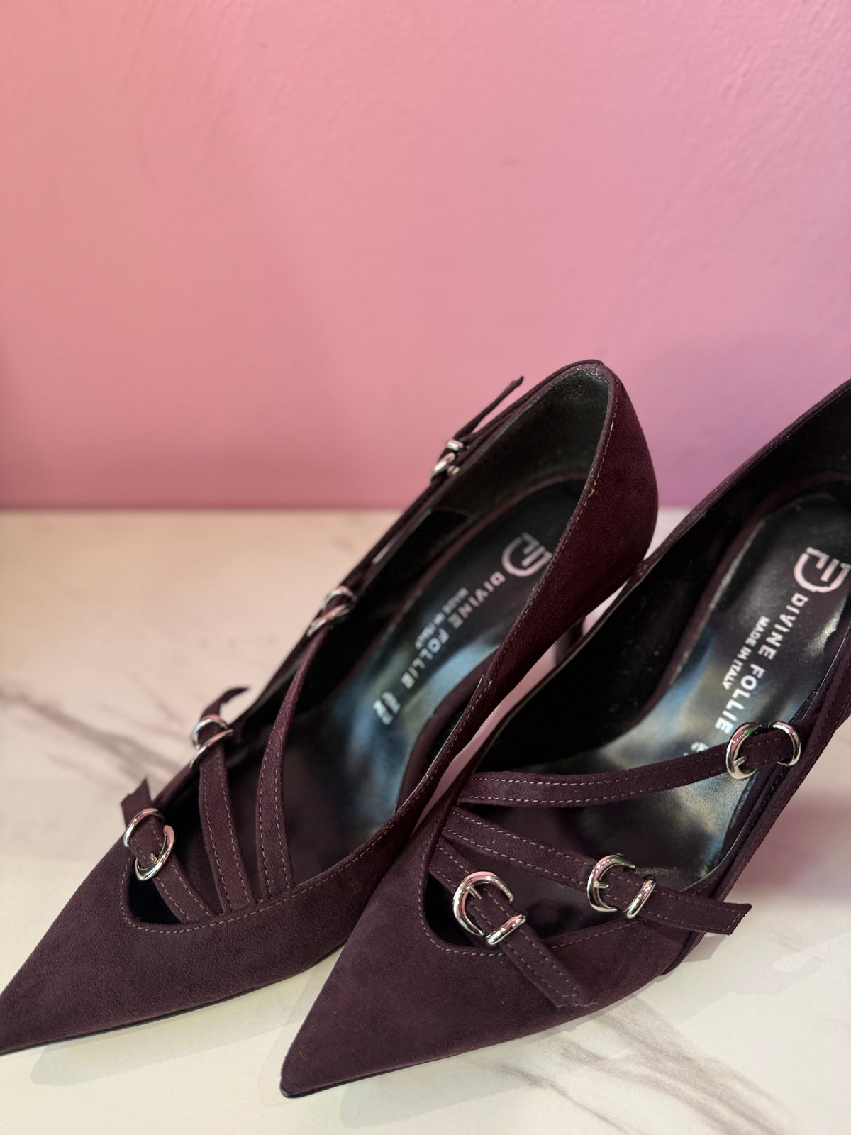 Decolletè Vino Camoscio