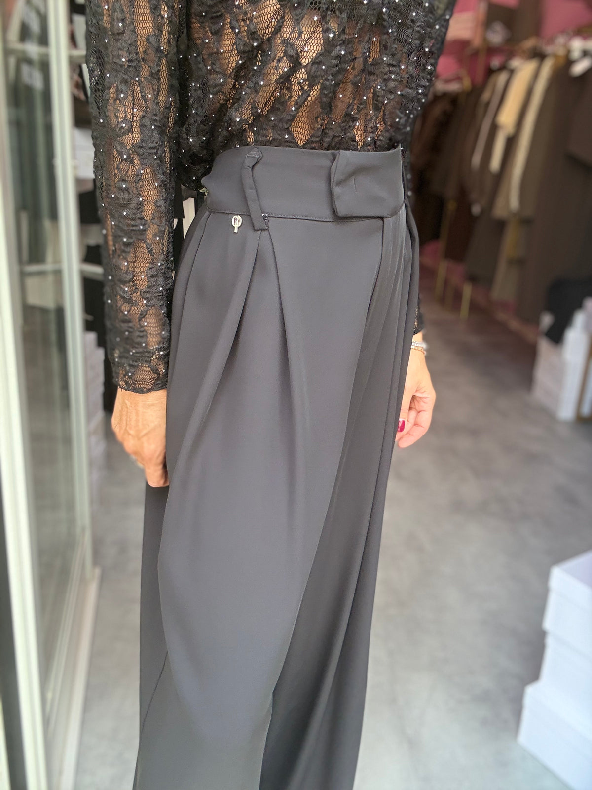 Pantalone Nero Gamba Larga