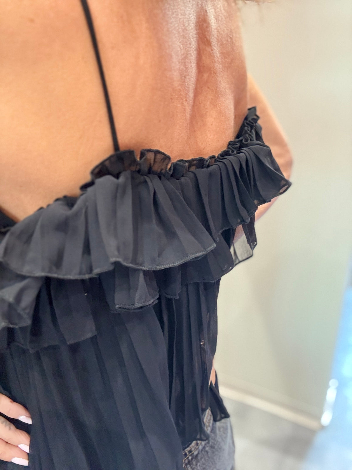 TOP BALZE NERO ODI ODI