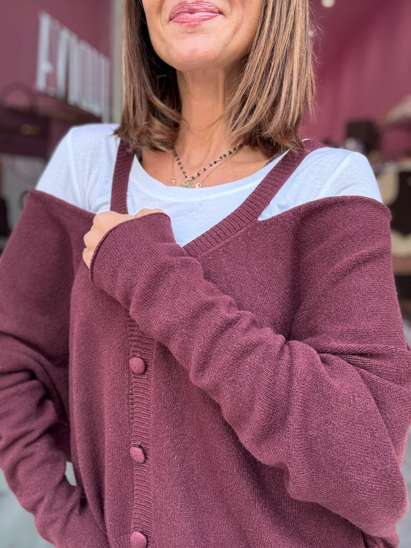 Cardigan Vino Cut Out Over
