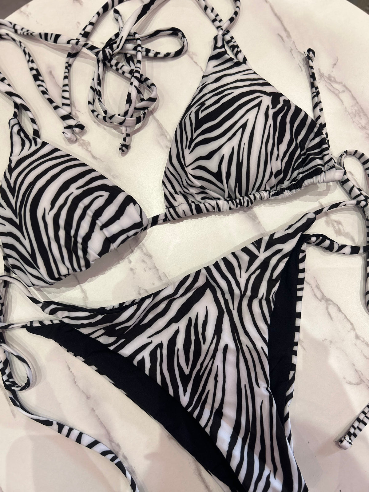 Bikini Zebra